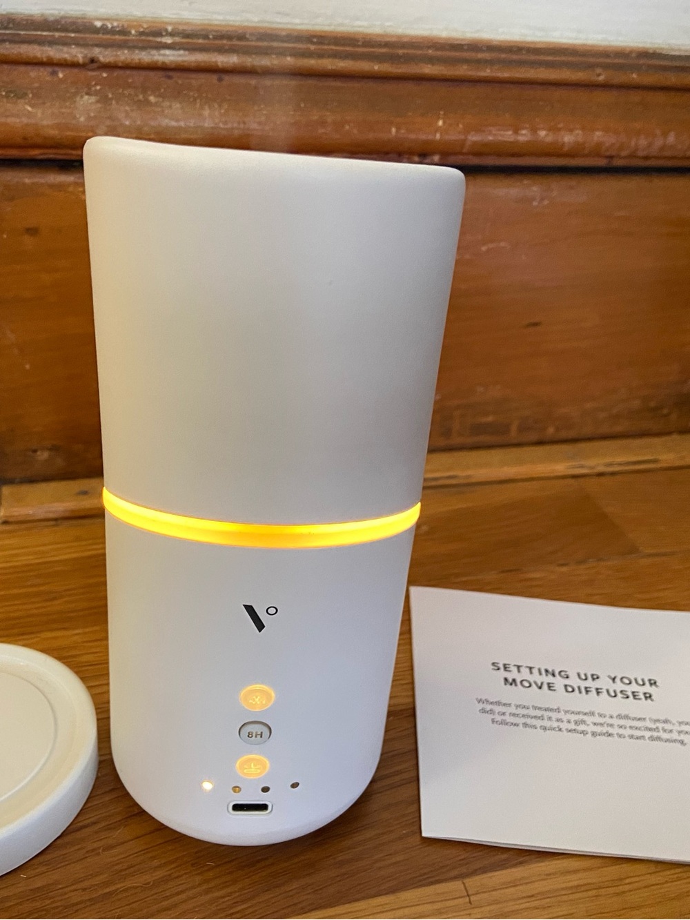 Vitruvi Move Cordless Essential Oil Diffuser – White - Great Condition, new cord